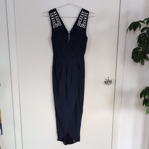 Elegant Navy Sleeveless Midi Dress